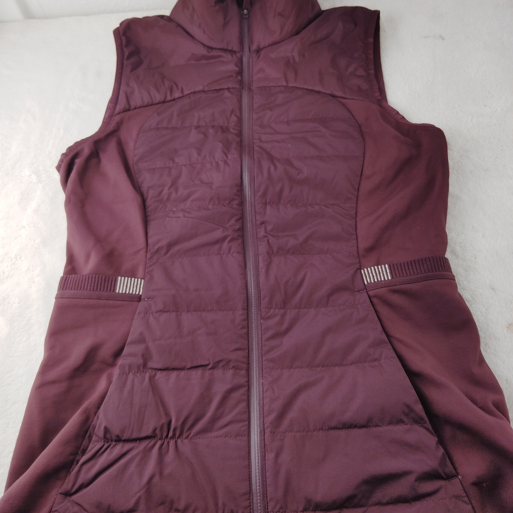 Lululemon Burgundy Puffer Vest Sz 6